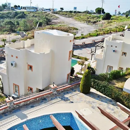 Evoteli Group Turquoise 4+1 Ozel Havuzlu *