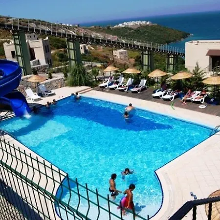 Evoteli Group Turquoise 4+1 Ozel Havuzlu * Bogazici