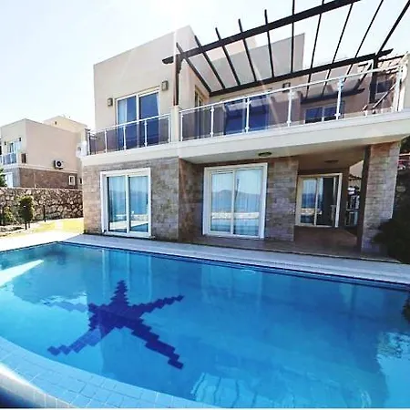 Evoteli Group Turquoise 4+1 Ozel Havuzlu * Bogazici