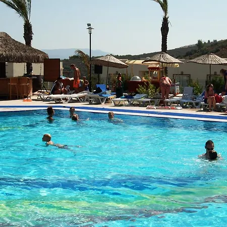 Evoteli Group Turquoise 4+1 Ozel Havuzlu Boğaziçi