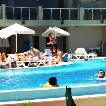 Evoteli Group Turquoise 4+1 Ozel Havuzlu Villa *